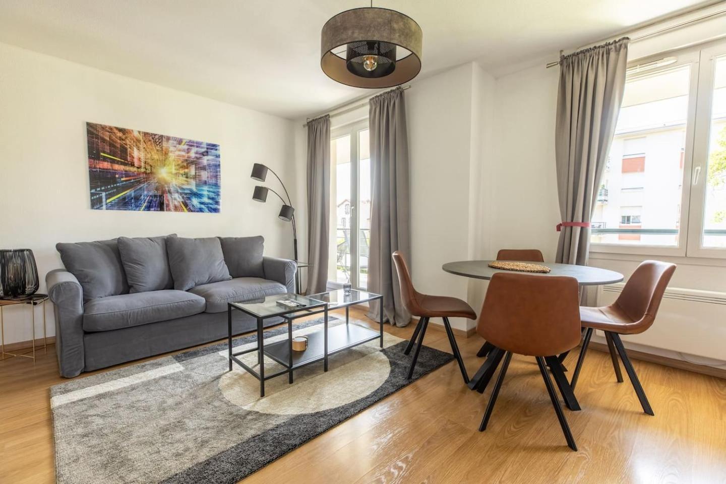Le Clos Fleuri F3 Terrasse & Garage Clermont-Ferrand Exteriör bild